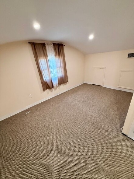 Building Photo - 20 Shearwater Way