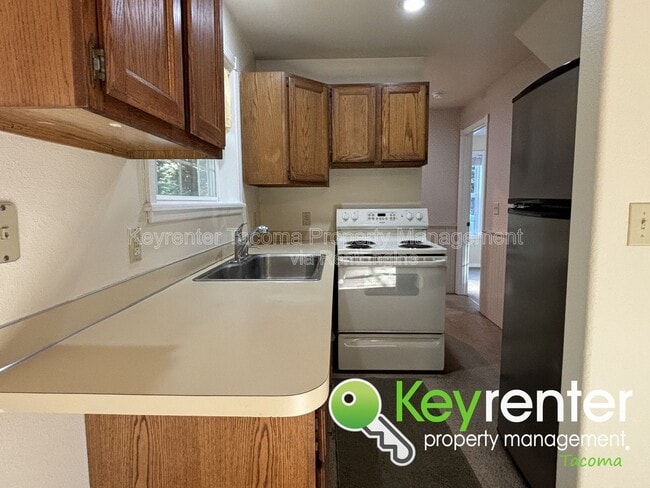 Building Photo - 1051 Paiute Trl