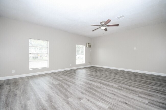 Building Photo - 12610 Plum Meadow Ln