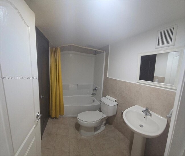 Building Photo - 8950 SW 69th Ct
