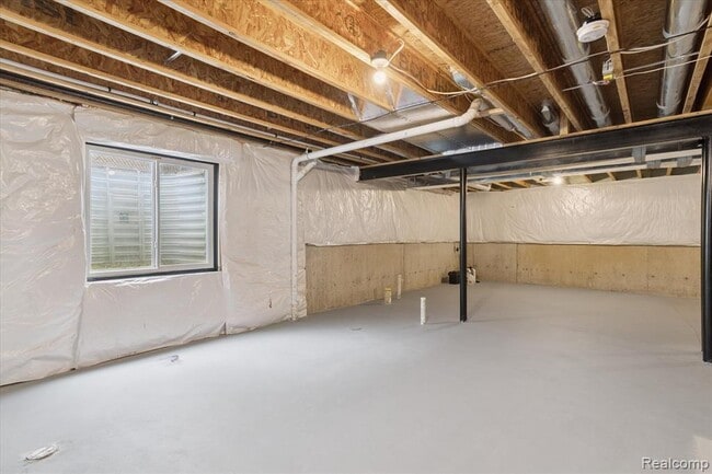 Building Photo - 21422 Navarra Dr