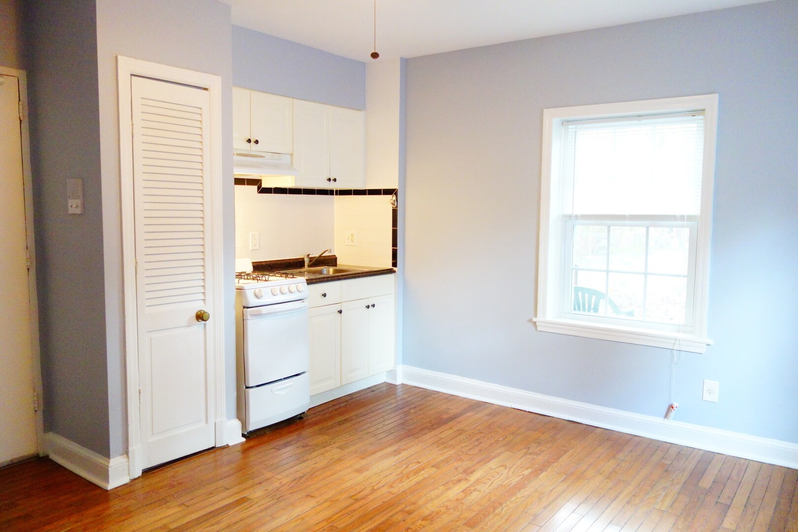 Building Photo - 311 Domer Ave