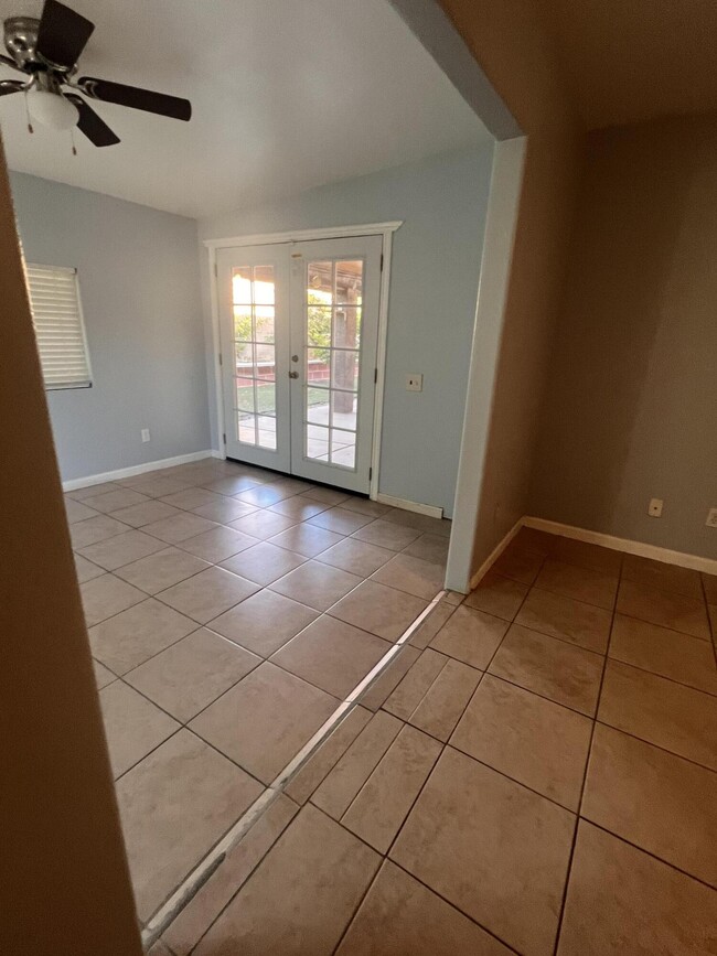 Building Photo - 83144 Albion Dr