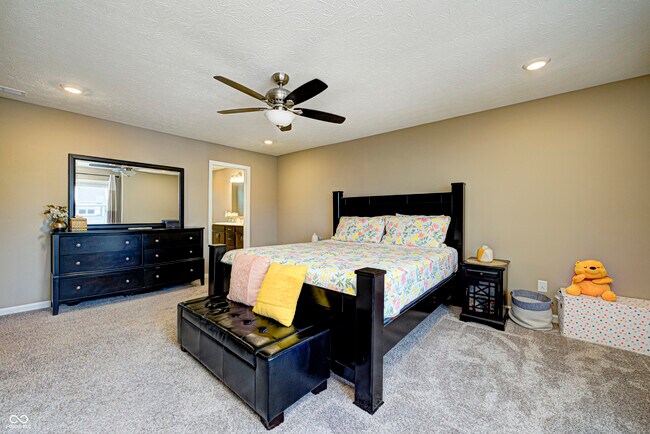 Building Photo - 1728 Gordon Dr