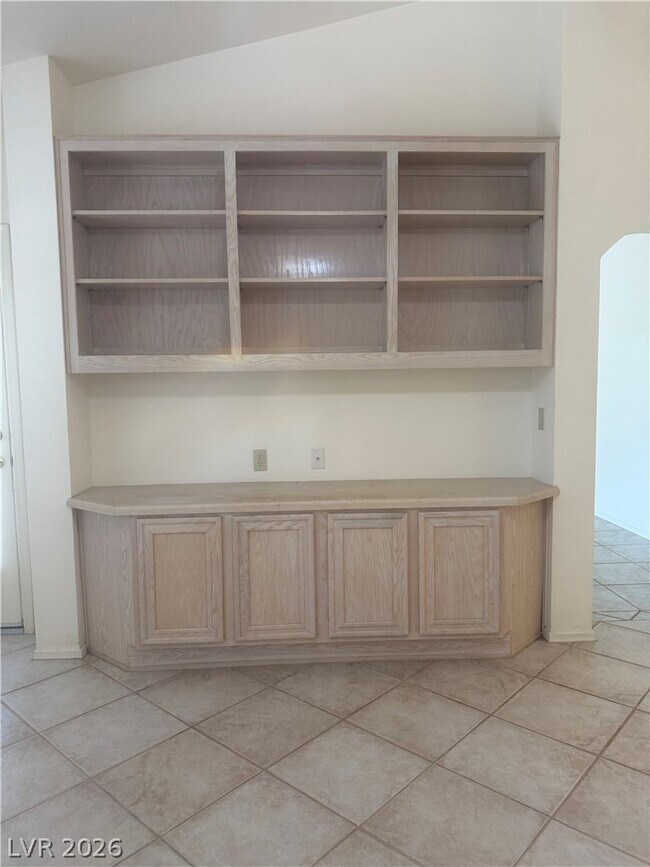 Building Photo - 8900 Kingsmill Dr