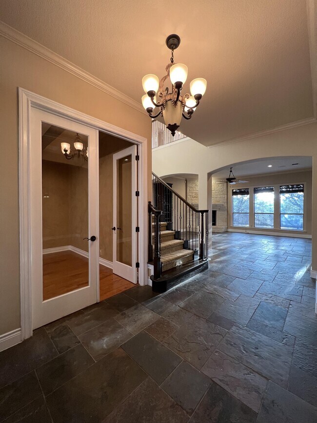 Building Photo - 2922 Ivory Creek