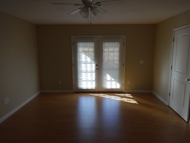 Building Photo - 197 Moreland Cir