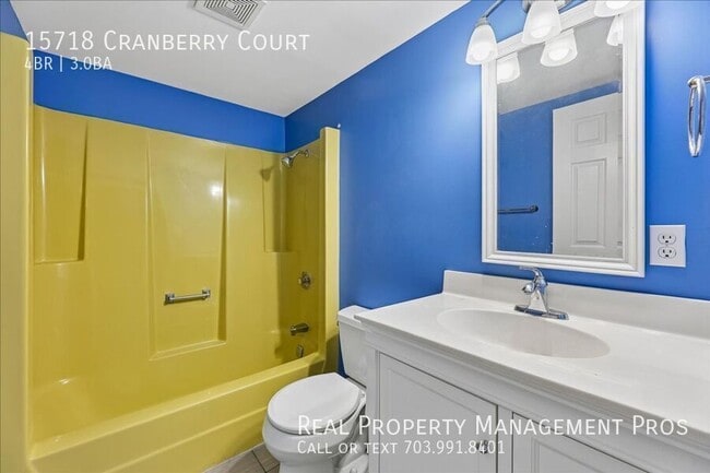 Building Photo - 15718 Cranberry Ct