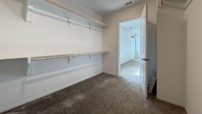 Building Photo - 1685 Camellia Ln