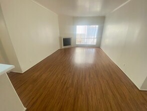 Building Photo - 5405 Kester Ave