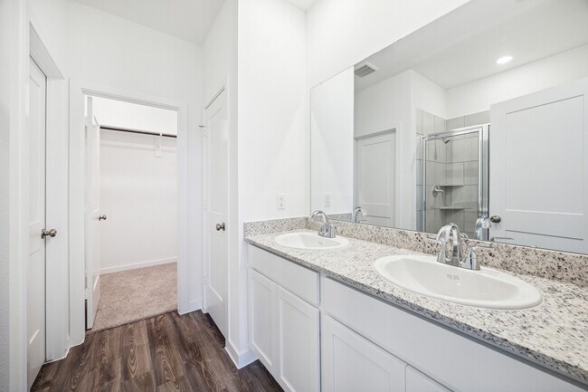 Building Photo - 3926 Glory Grn Dr