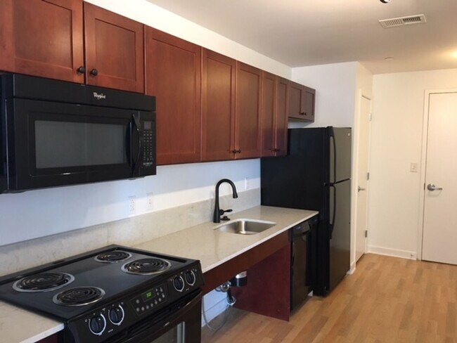 Building Photo - Loft Style 2 bedroom in East Falls