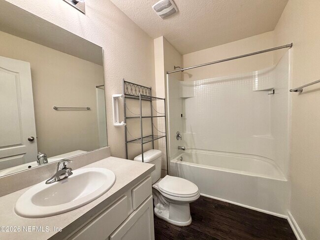 Building Photo - 2270 Willow Springs Dr