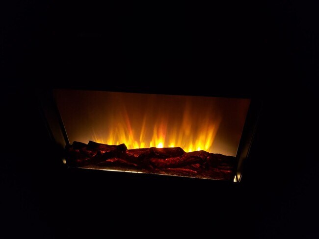 Building Photo - Totally Renovated 2 Bed/2 Bath Condo Near Walmart, Shopping, Airport, Mall, & Park!