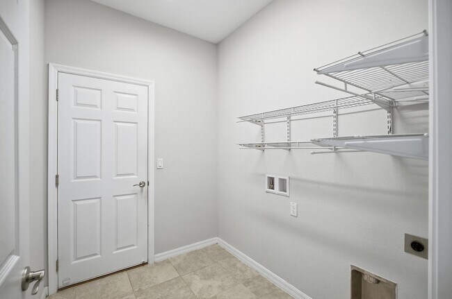 Building Photo - 55 Matanzas Lakes Dr