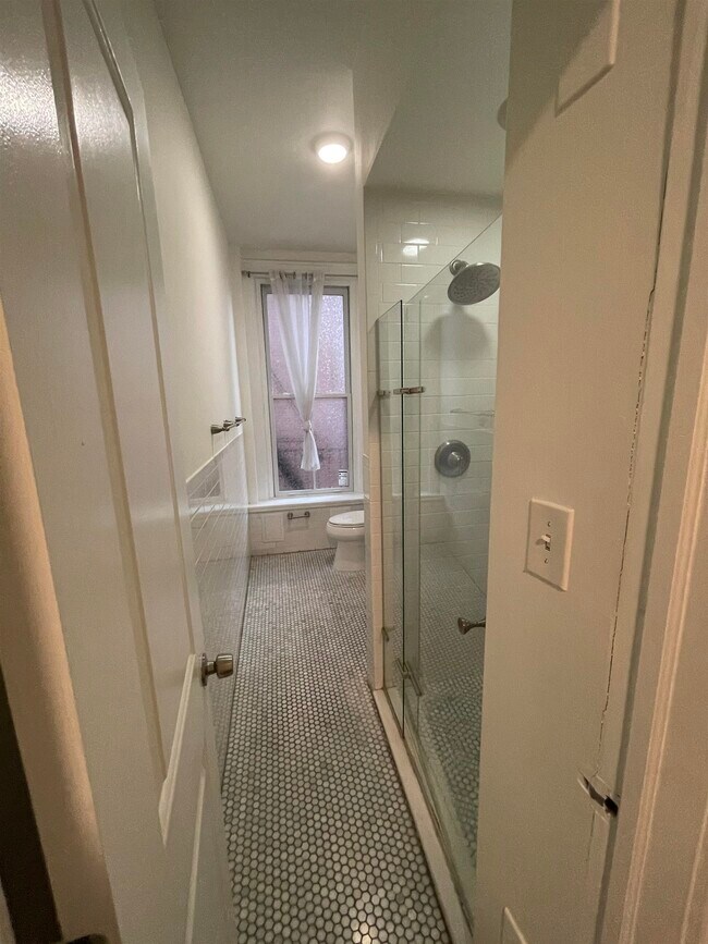 Building Photo - 95 Mercer St