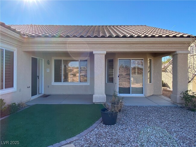 Building Photo - 2768 Cherrydale Falls Dr