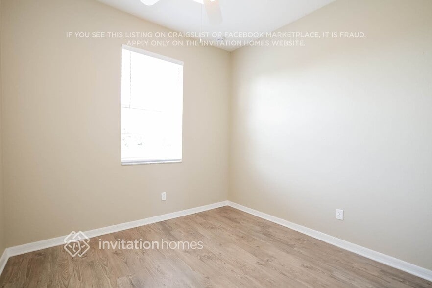 Building Photo - 3809 10th St SW
