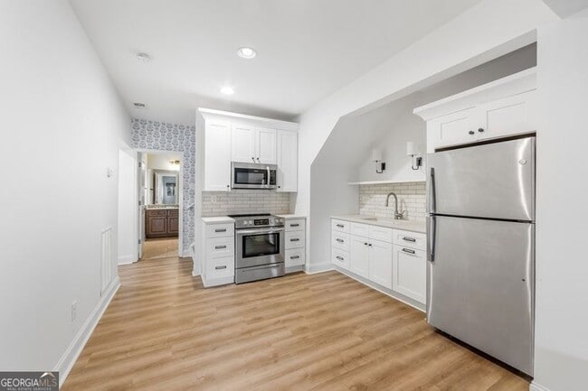 Building Photo - 2422 Brewer Way