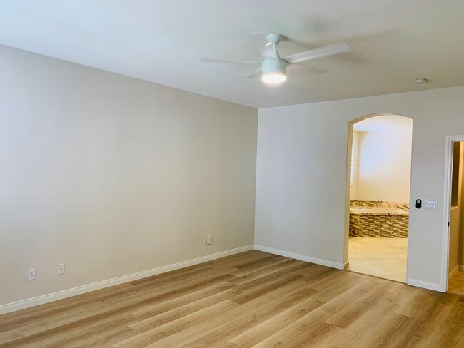 Building Photo - Beautiful home in Green Valley