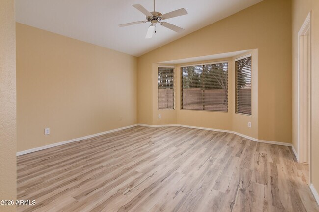 Building Photo - 12566 W Palm Ln