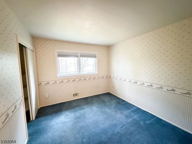 Building Photo - 9 Celtic Way