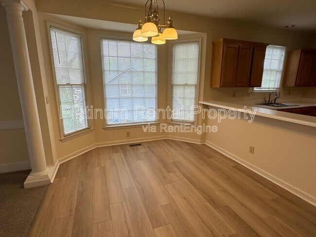 Building Photo - 11670 Dunhill Pl Dr