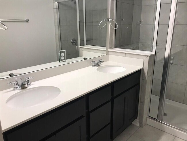 Building Photo - 1721 Artesian Spgs Xing
