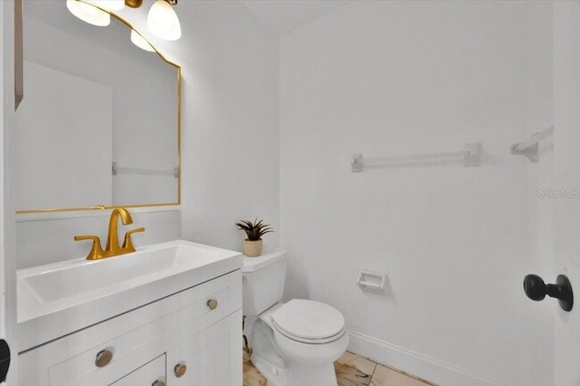 Building Photo - 5108 Avignon Ct