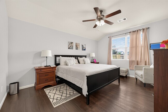 Building Photo - 16123 Duck Tail Ln