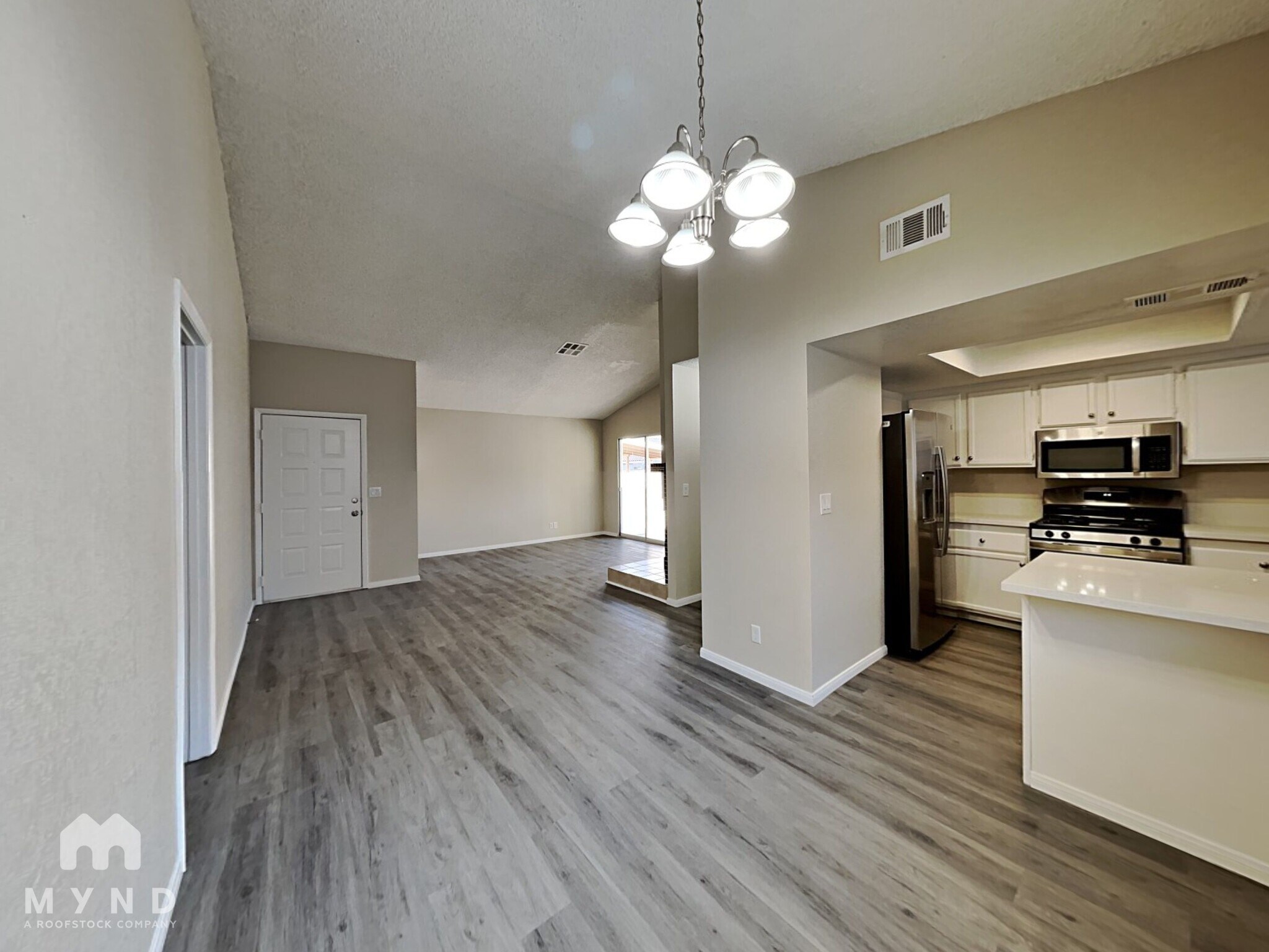 Building Photo - 5825 Goodsprings Ct