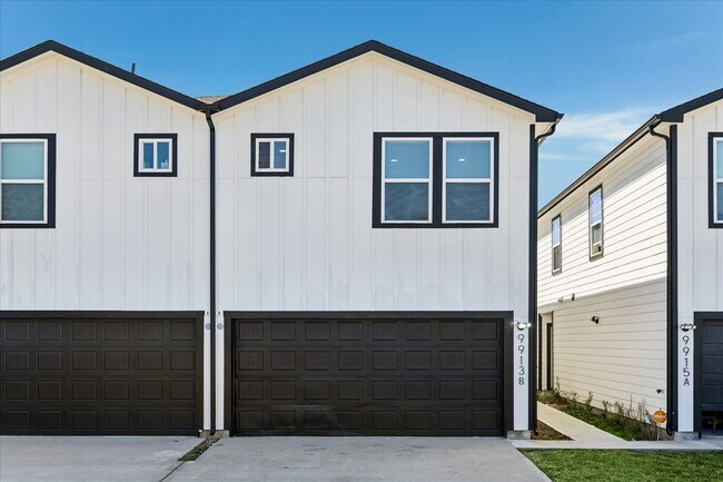 Building Photo - 9913 Porto Rico Rd