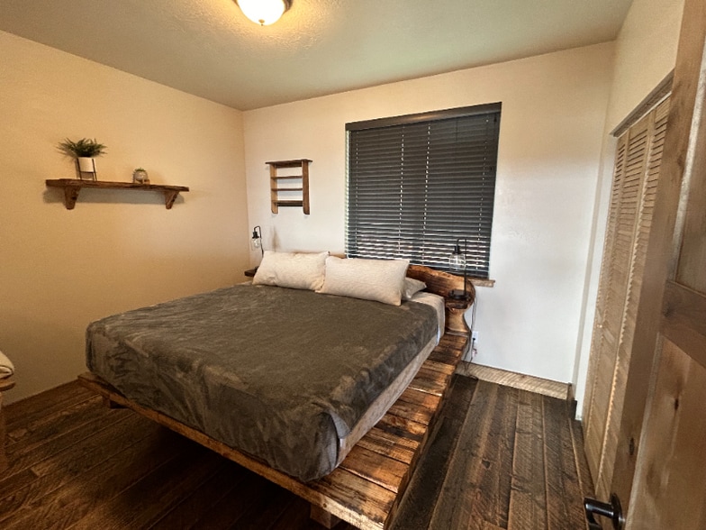 Building Photo - 6174 Lay About Ln