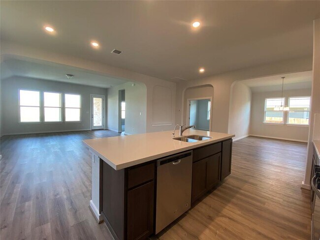 Building Photo - 110 Joseph Hawkins Ln