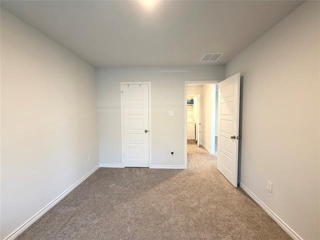 Building Photo - 5664 Shore Point Trl