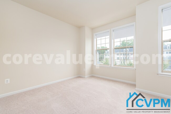 Building Photo - 1216 Acorn Ln
