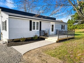Building Photo - 6535 Town Hall Rd