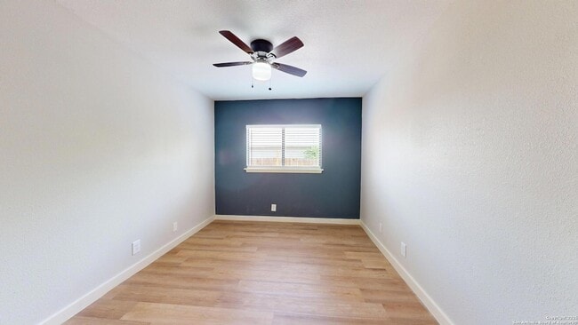 Building Photo - 2211 Muddy Peak Dr
