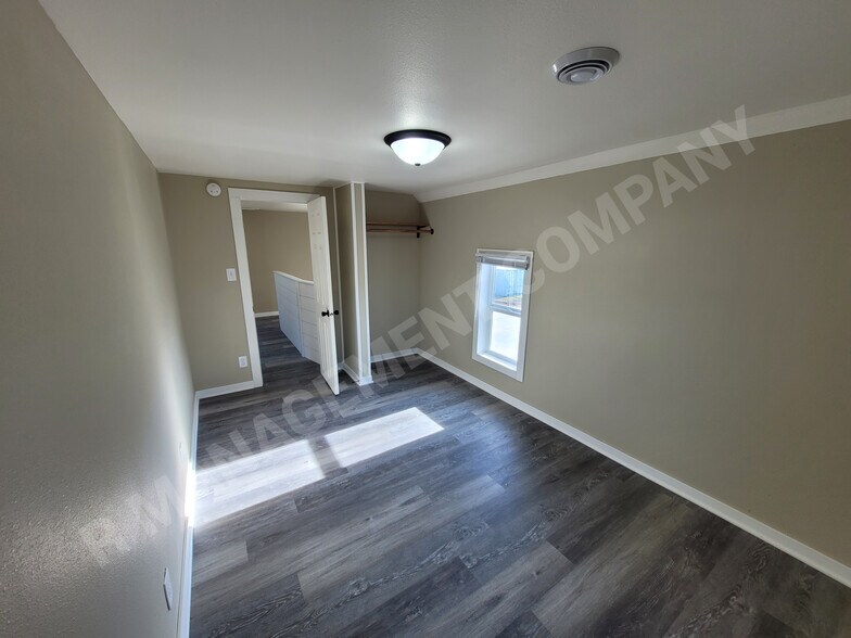 Building Photo - 4009 N 6th St