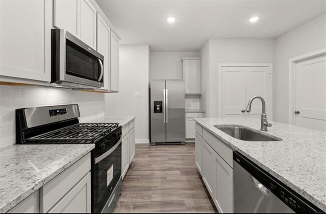 Building Photo - 12927 California Palm Ct