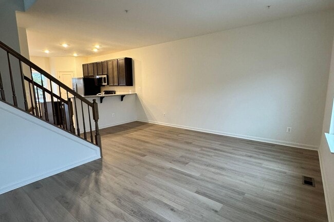 Building Photo - 2537 Westwind Blvd