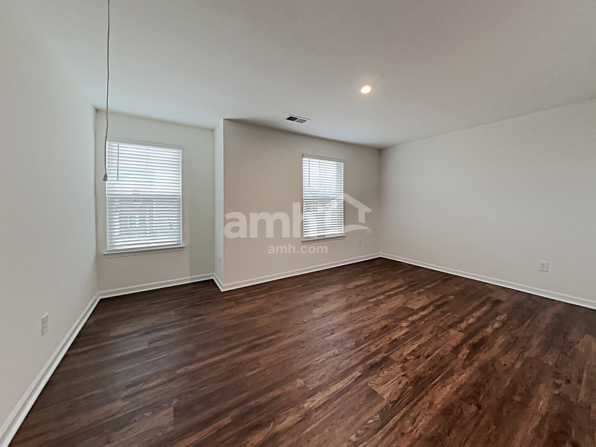 Building Photo - 5054 Twin River Dr