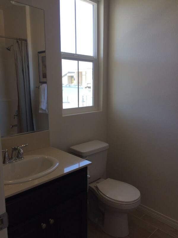 Building Photo - 4911 Catoctin Dr