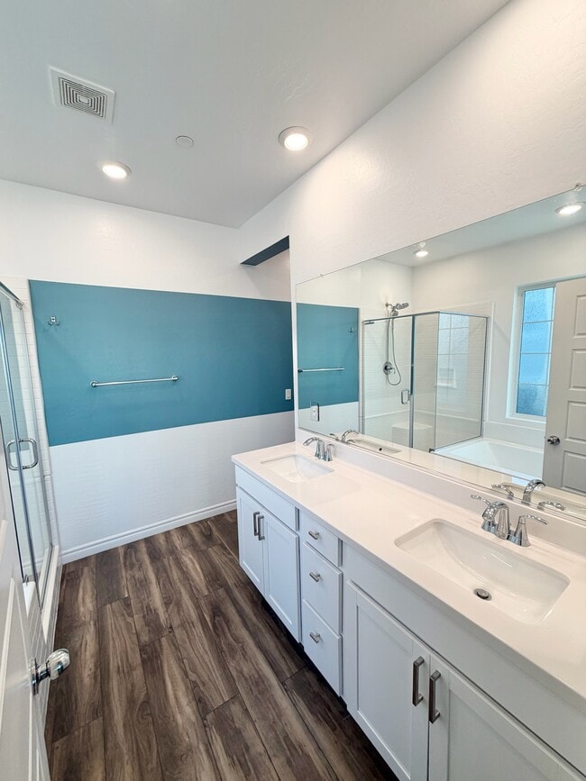 Building Photo - 20 Barbara Ln