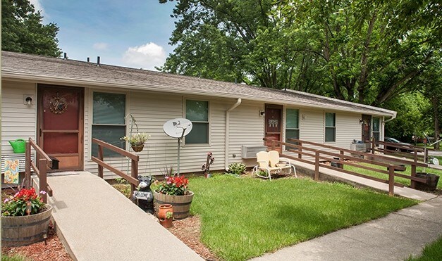 Primary Photo - Orleans Garden Apartments