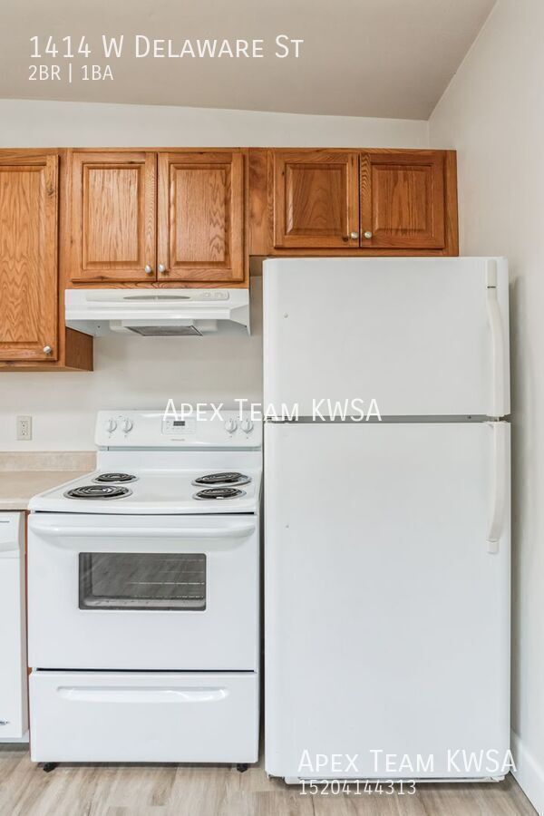 Building Photo - 1414 W Delaware St