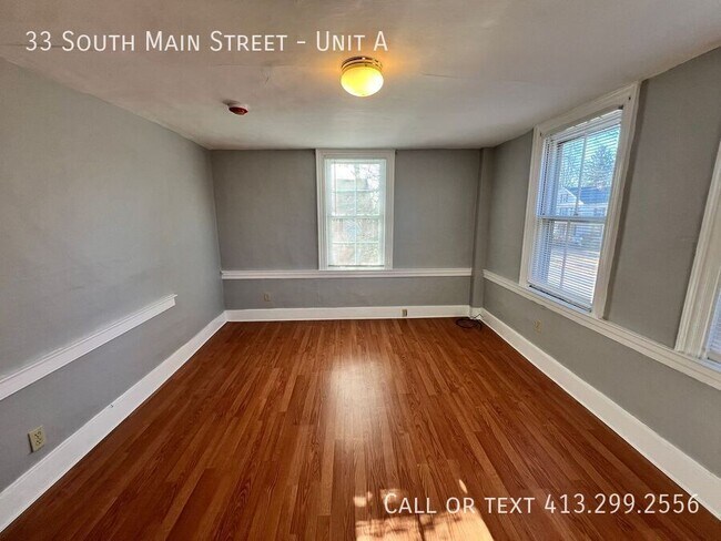 Building Photo - 33 S Main St