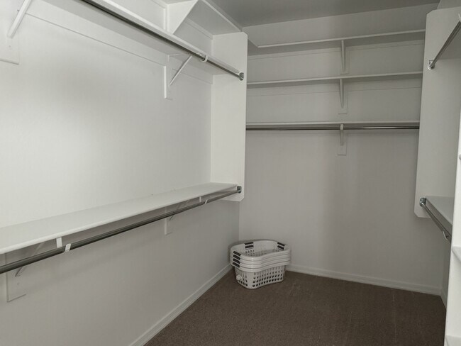 Primary Bedroom Walk-in Closet - 8908 W Oregon Ave
