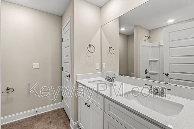 Building Photo - 571 Yuma Ln