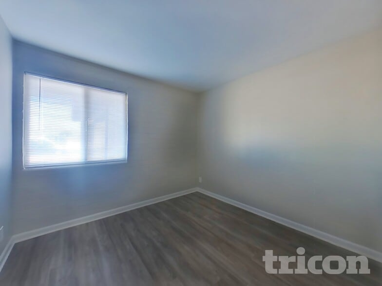 Building Photo - 3721 W Seldon Ln